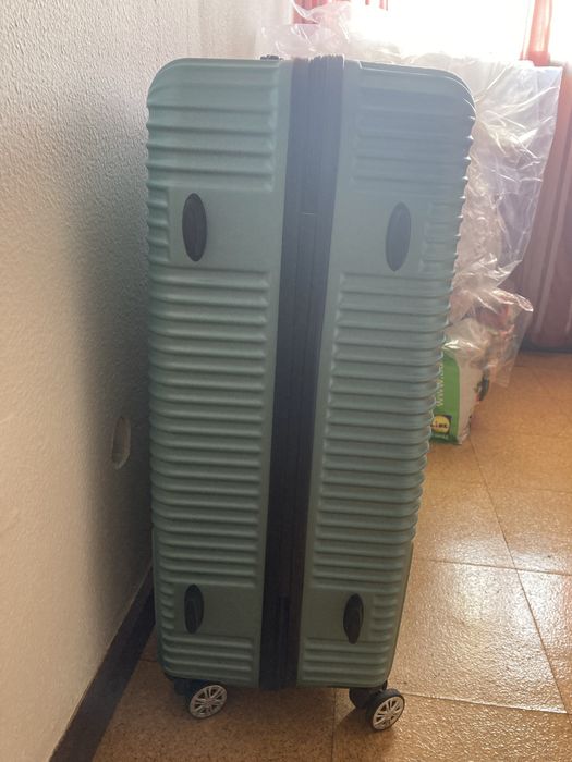 Mala de Porão 28x45x74 (nova)