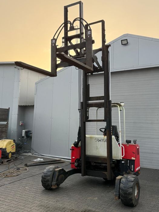 Wózek widłowy podwieszany, terenowy Palfinger. Moffett 2012 rok.3x3