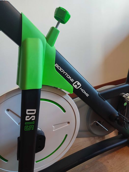 Bicicleta de Spinning BODYTONE DS15
