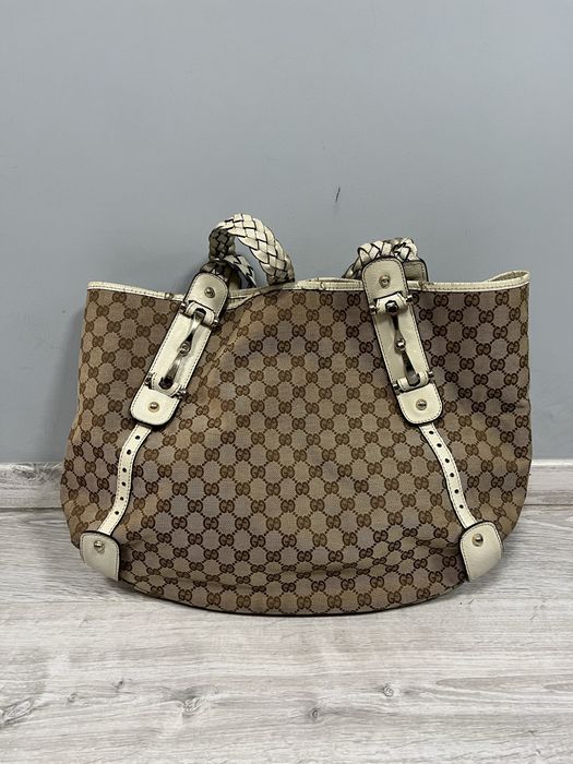 Сумка Gucci Medium Pelham Shoulder Bag