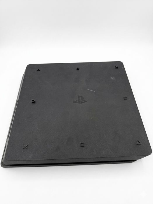 PS4 Slim 1TB + DualShock 4 + Cabos