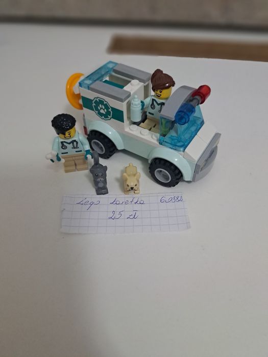 Lego karetka 60382