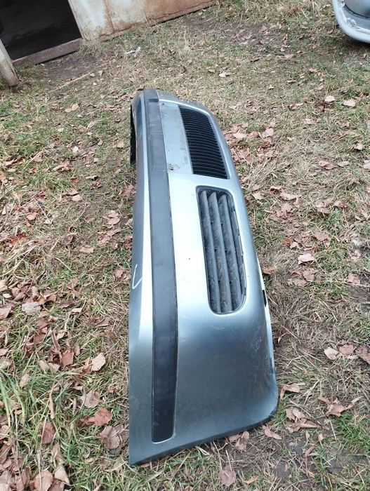 Передній бампер Шкода Октавія Тур рест