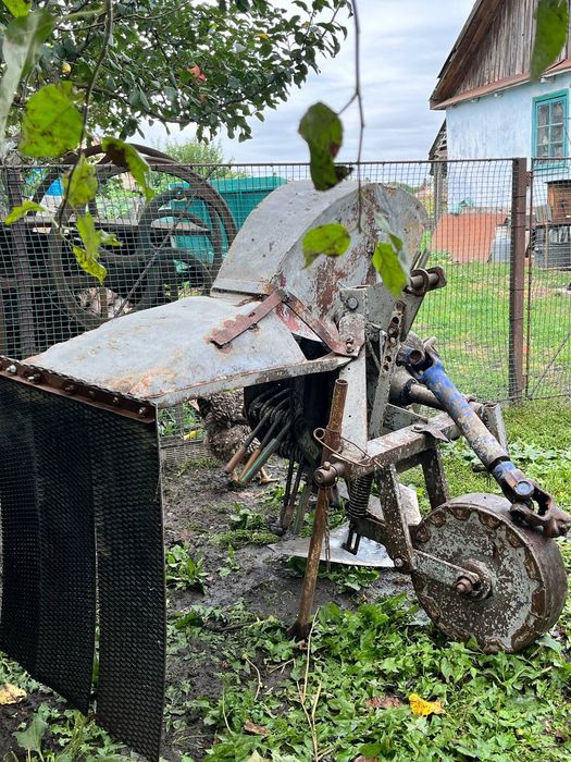 Продам роторну картоплекопалку