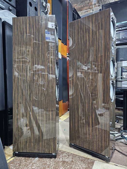 Magnat quantum 807 элитная модель немецкой акустики Шикарний колір