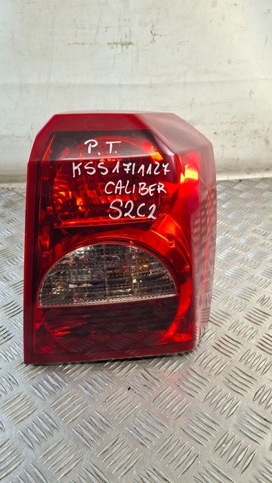 Lampa Prawy Tył Dodge Caliber