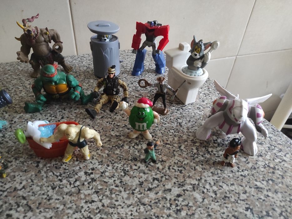 Lote de Bonecos da Disney Antigos
