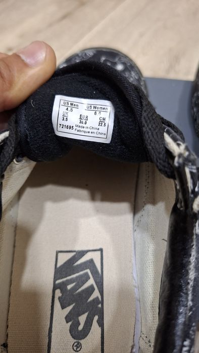 Продам кеди Vens 36