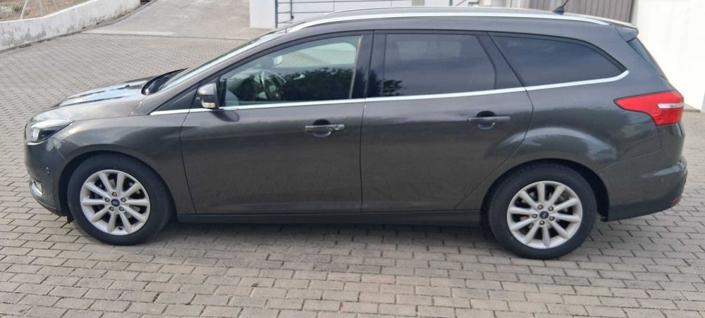 Ford Focus SW — fotografia 4