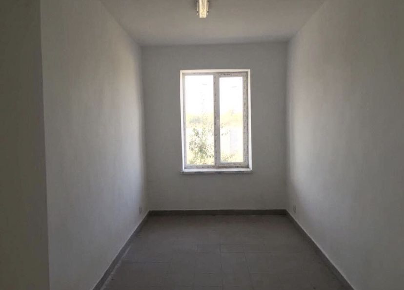 Приміщення 460м2, ремонт, територія 20с