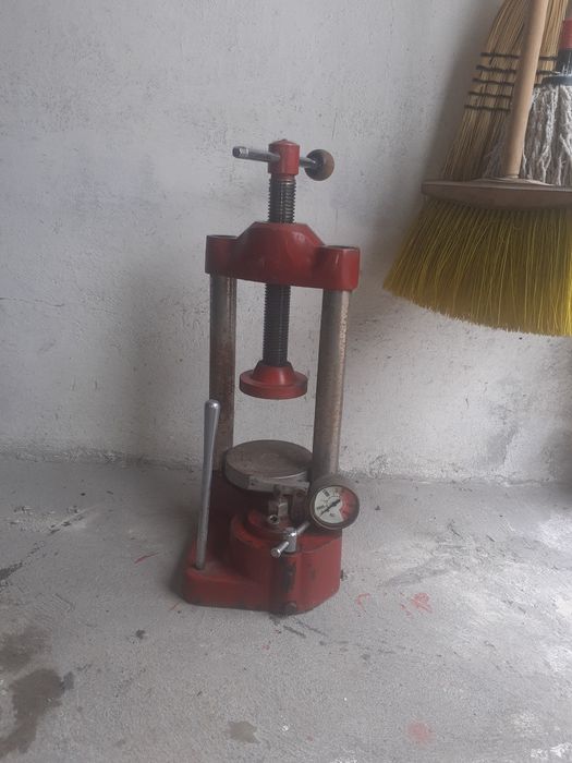 Prasa hydrauliczna