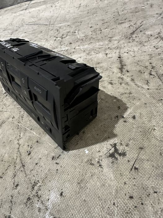 Panel Sterowania Nawiewu Klimatyzacji Audi A4 B7 8E0820043Bm