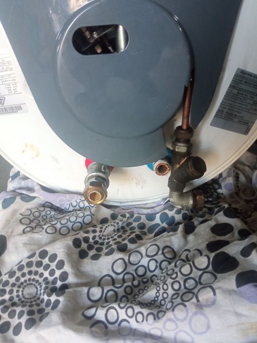 Ariston sga pl 100 gazowy podgrzewacz wody
