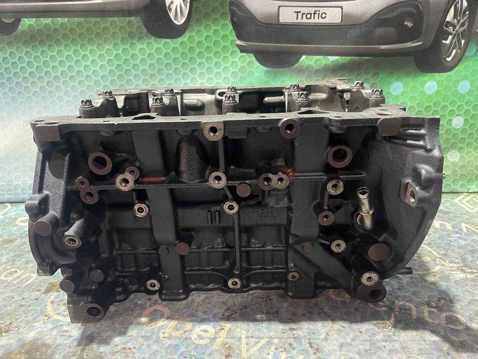 Блок двигуна Блок двигателя R9M 1.6 dci Renault Nissan голова колінвал