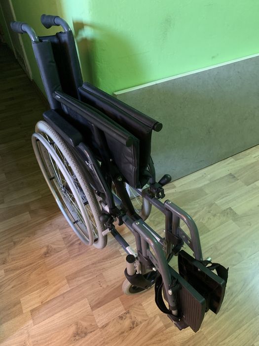 Wozek inwalidzki skladany