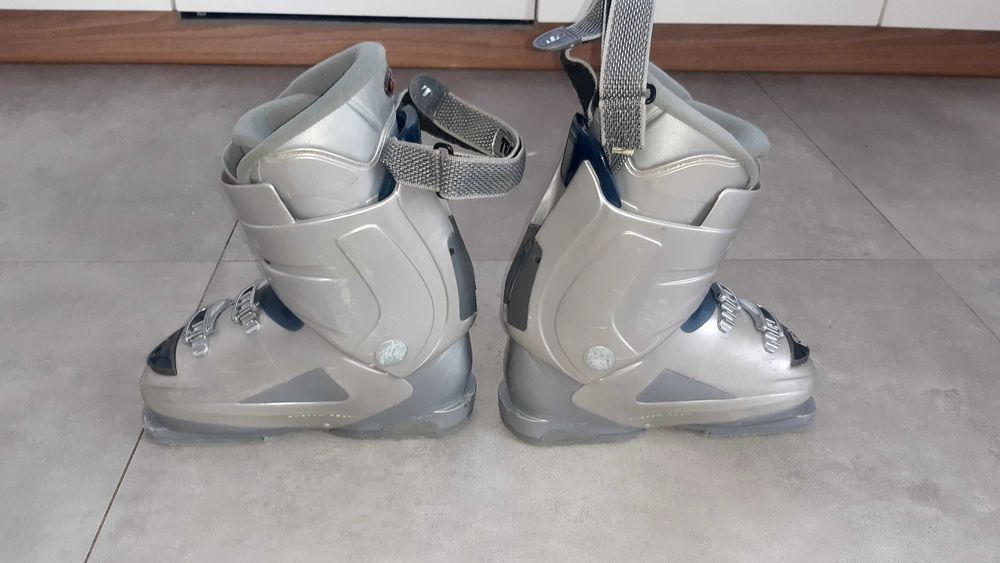 Buty narciarskie dziecęce