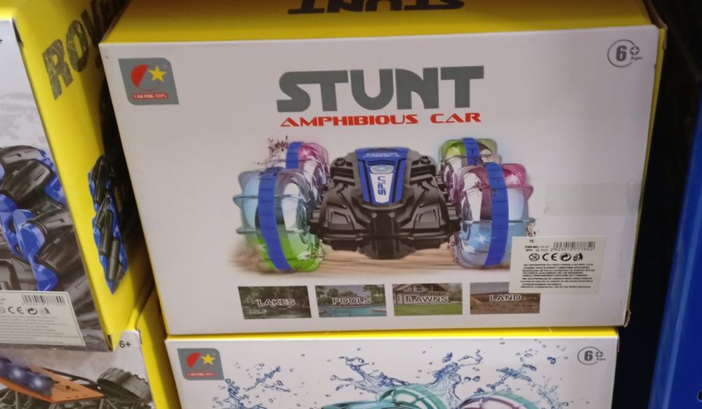 „RC Stunt Amphibious Car – amfibia, akrobacje, 6+”