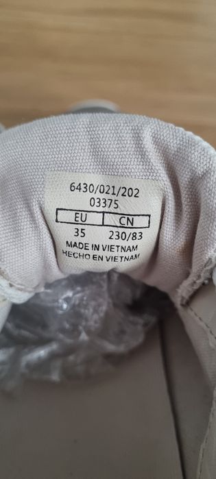 Massimo Dutti buty sportowe rozm. 35
NOWE