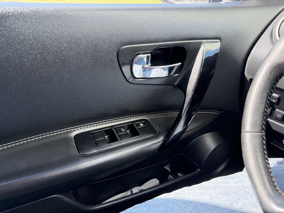 Nissan Qashqai  2013