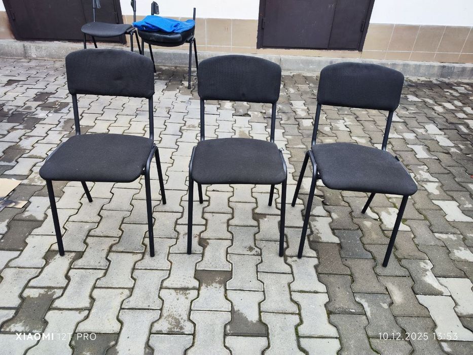 Стулья AMF Изо ЭКО кожа для конференции