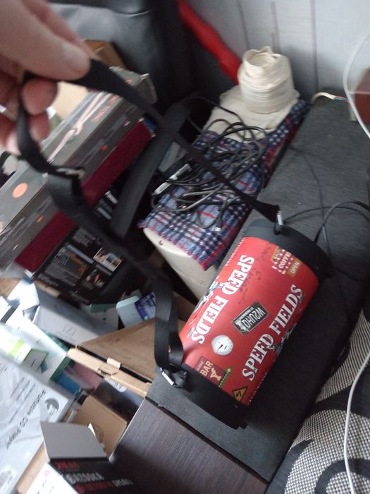 Akai BAZOOKA блютуз колонка новая