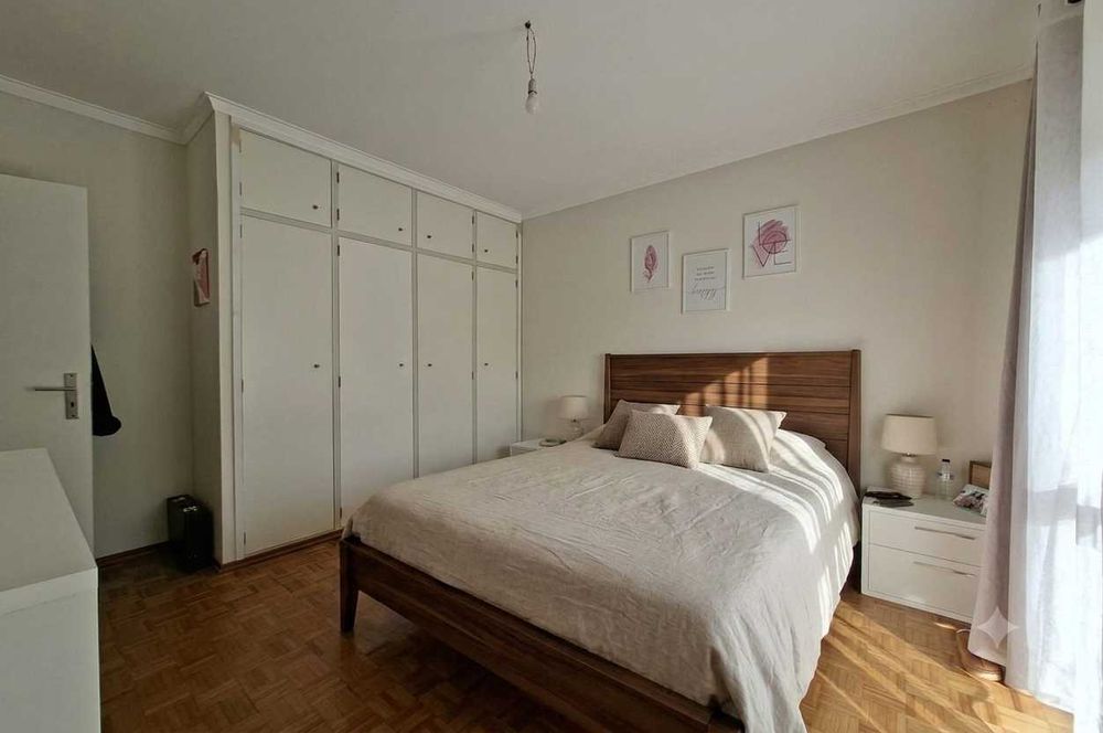 Arrendamento de apartamento t3 na Rua Congregação das Filhas de São José, em Arganil