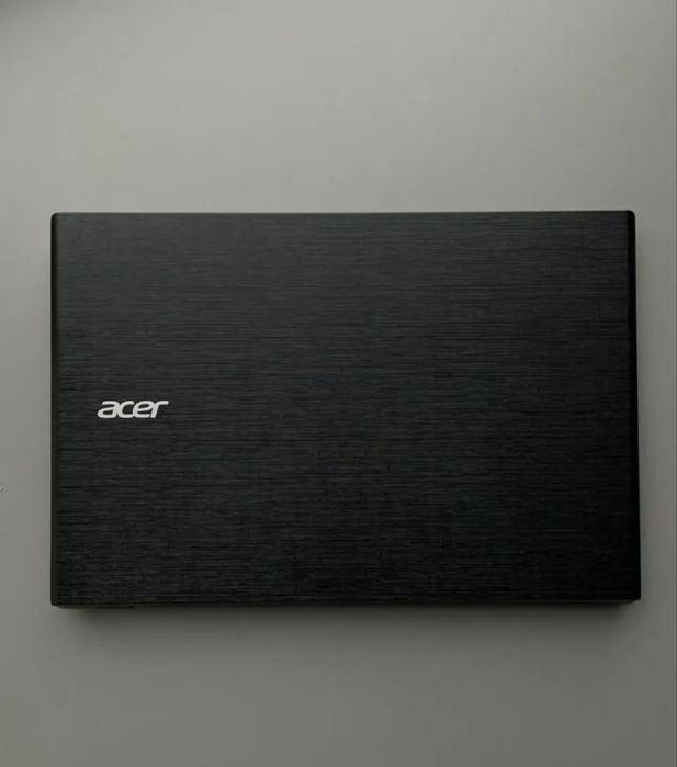 Acer E5-573 Core i7 RAM 8g GeForce 940MX