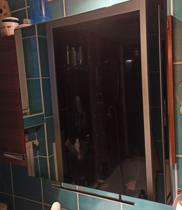 Lustro łazienkowe wysuwane 60x60