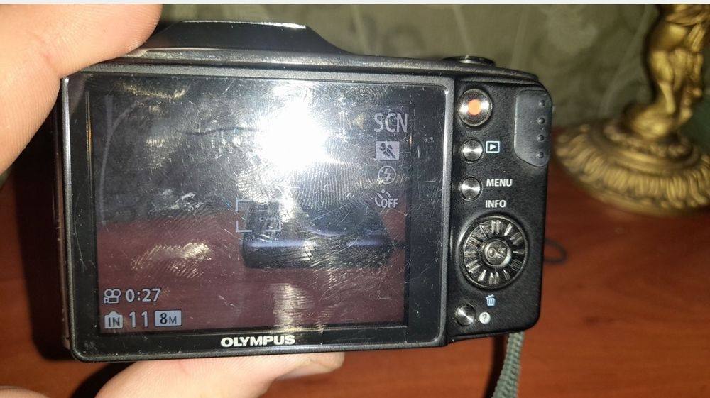 продам фотоаппарат  Olympus SZ-11