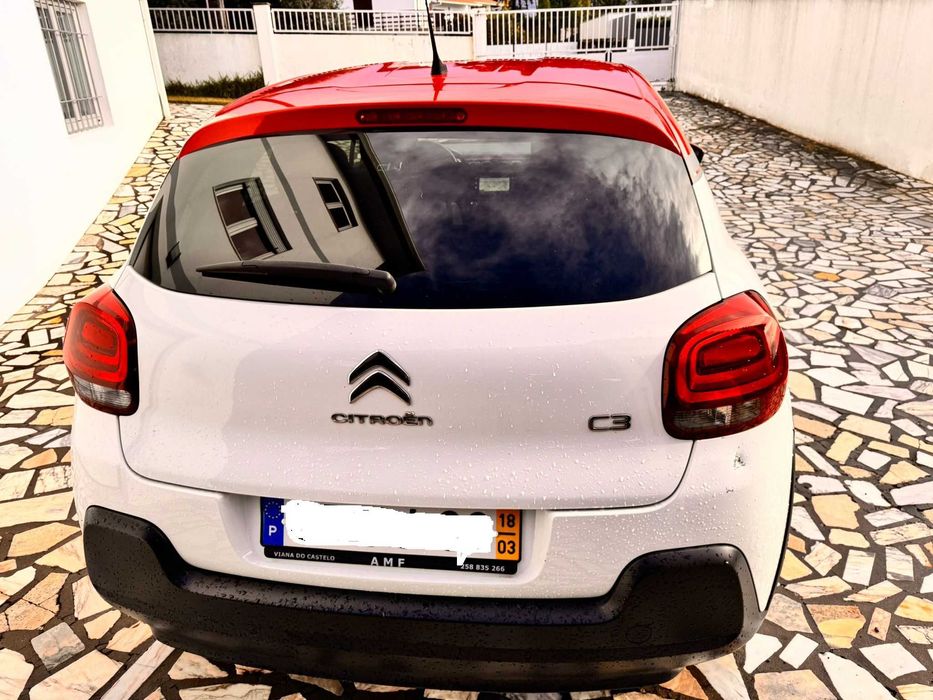 Carro como novo a bom preço