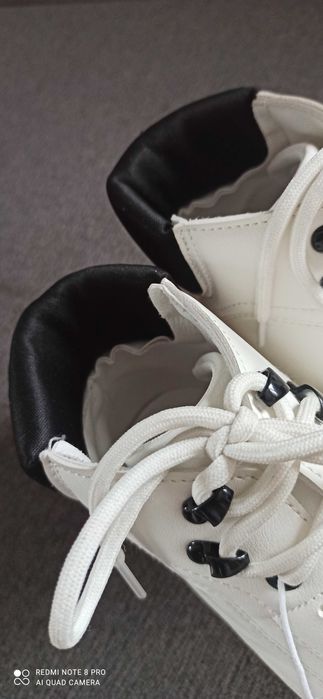 Nowy białe botki na jesień