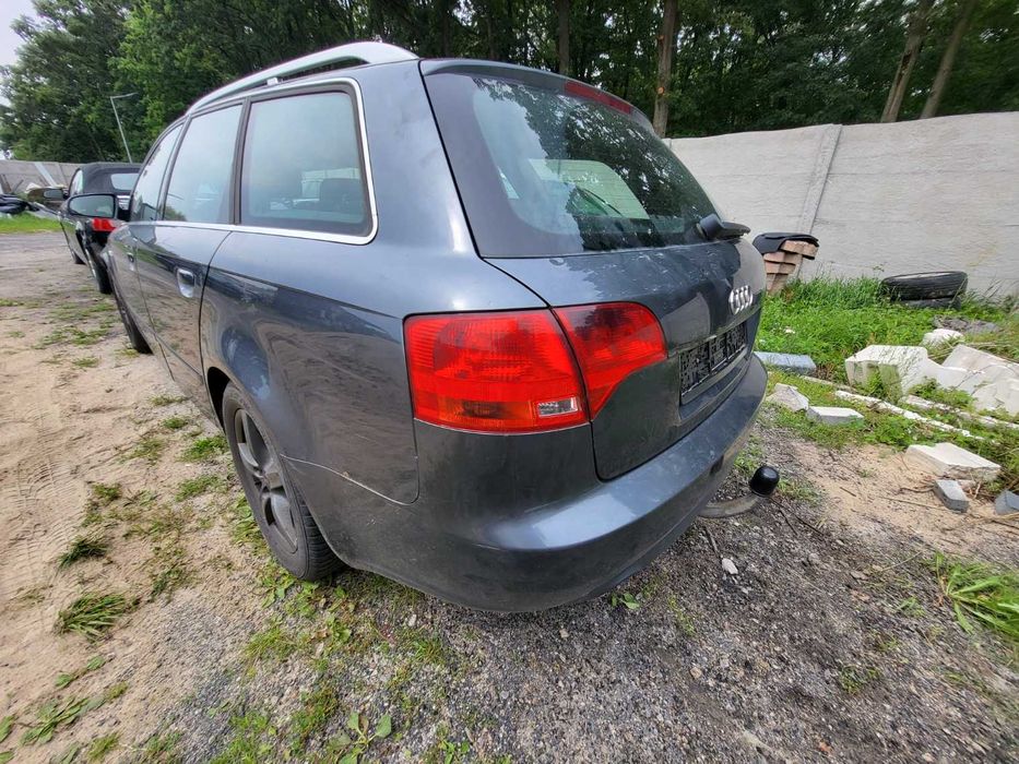 Lampy tył Audi A4 B7 Avant
