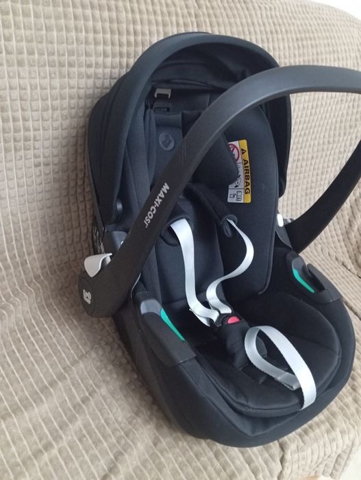 Cadeirinha de bebé da para o carro