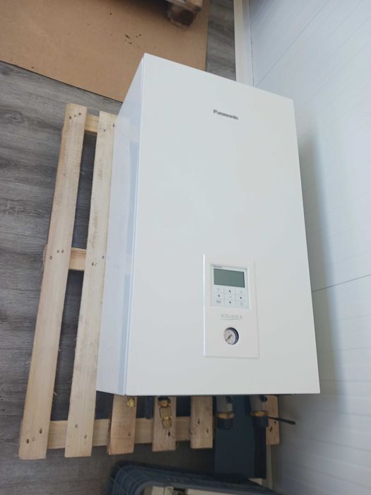 Bomba de calor Panasonic  12KW monofasica aquecim. e refrigeração.