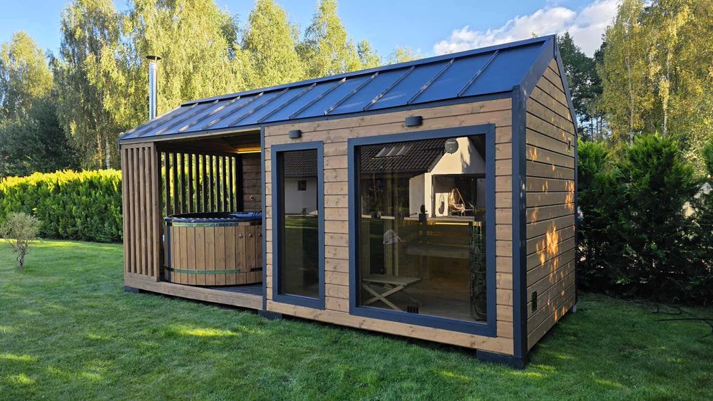 Sauna jacuuzi domek ogrodowy