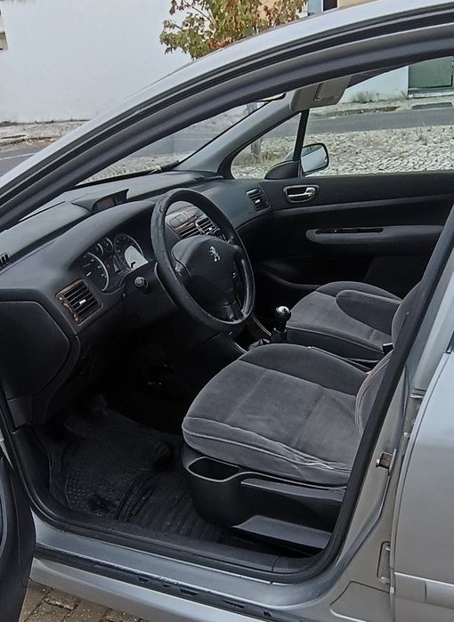Peugeot 307 90cv impecável revisão completa  único dono