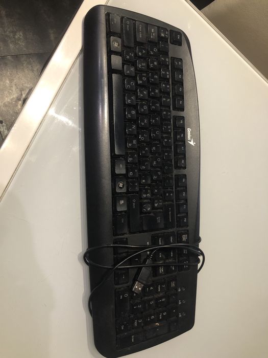 Продается клавиатура