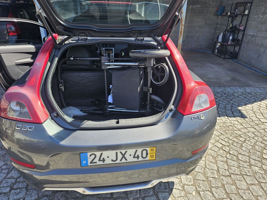Volvo C30 1.6d  bom estado