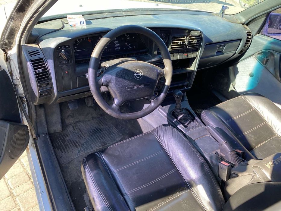 Opel omega сел поехал