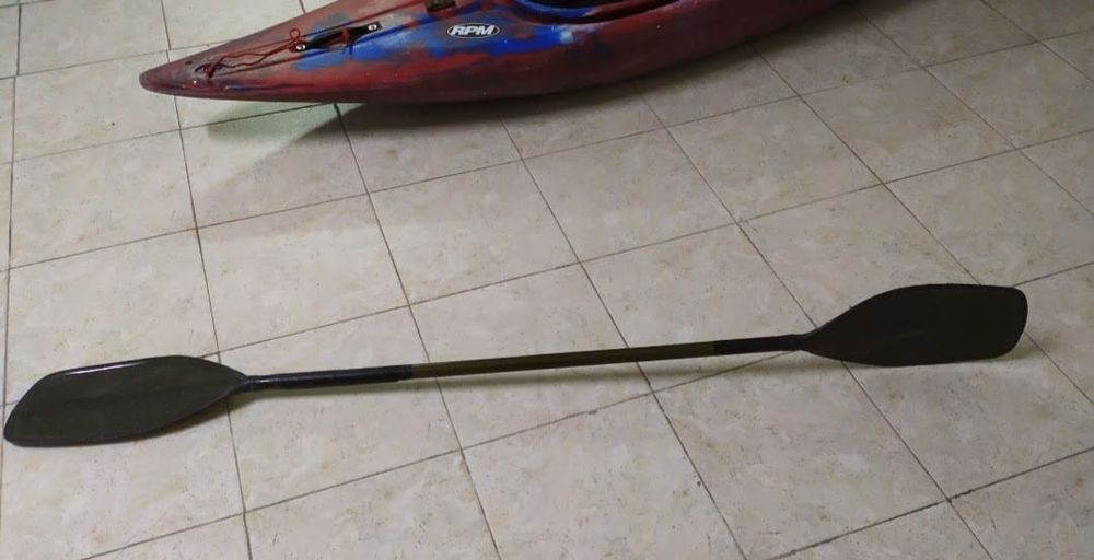Pagaia em kevlarcarbono