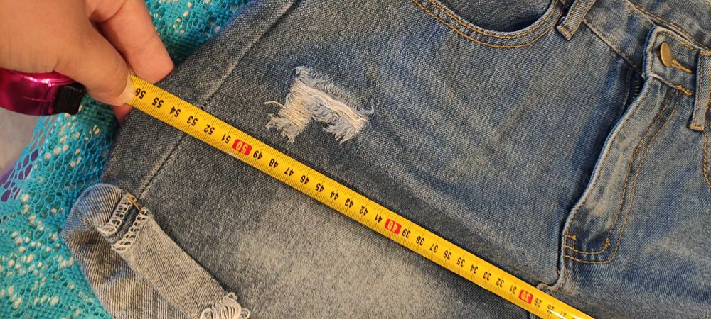 Spodenki krótkie stan bdb r. M