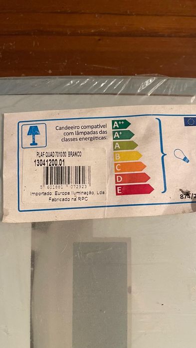 Candeeiro  novo elegante