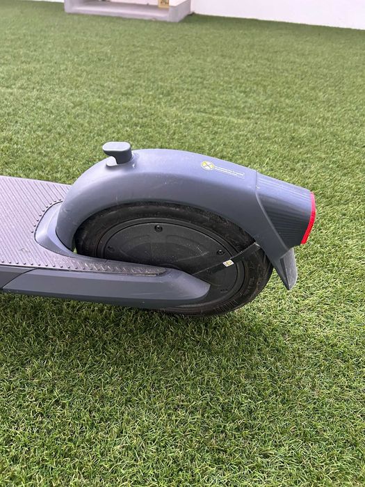 Trotinete Elétrica Segway Ninebot E2 Pro E - c/ Garantia