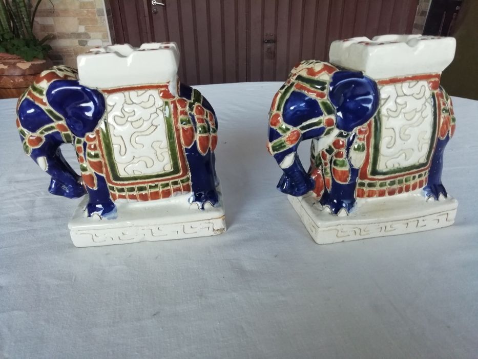2 Figuras Em Loiça Antigas Alefante Cinzeiro