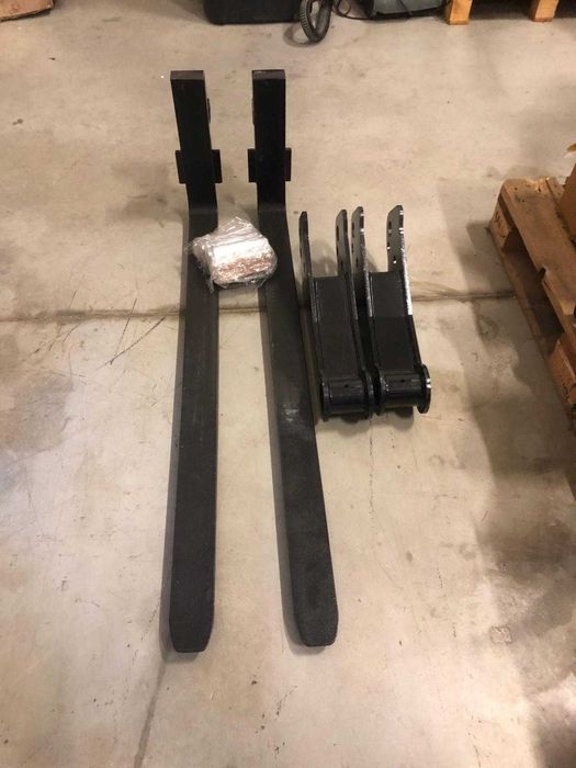 Widły na szybkozłącze JCB 3CX