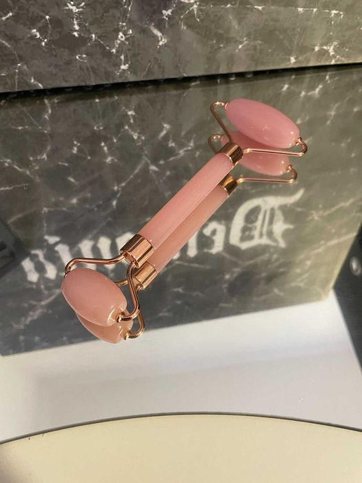 Rolo Facial "Quartzo Rosa" Para O Rosto, Olhos, Pescoço