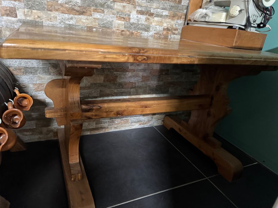 Mesa madeira estilo antigo