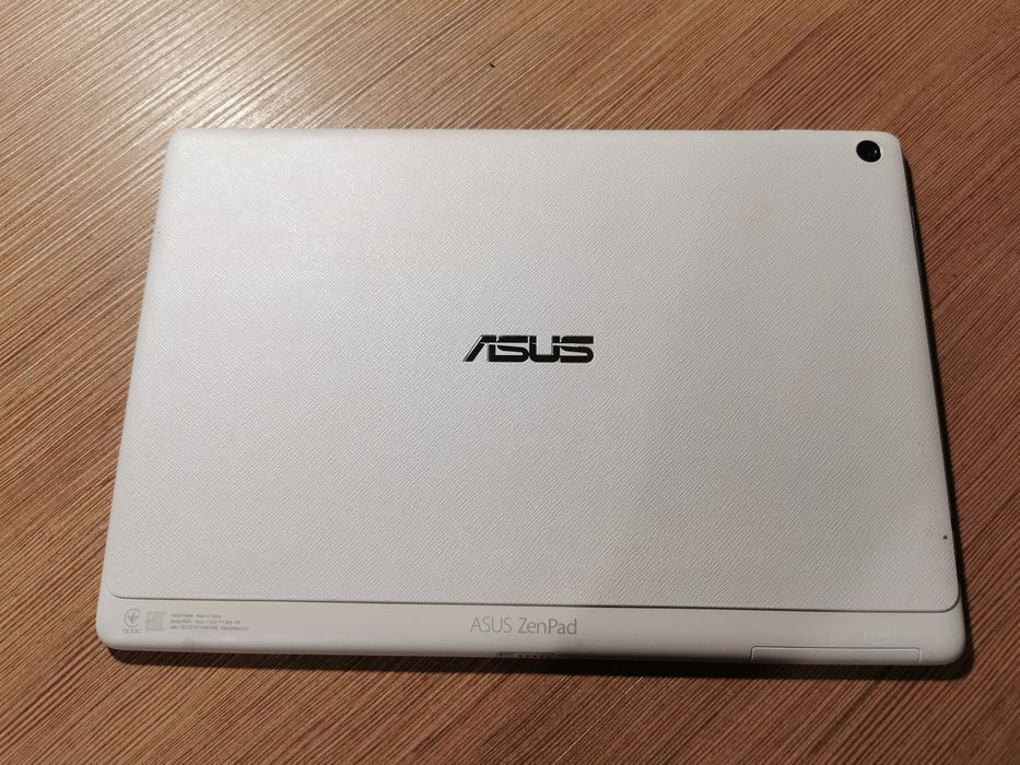 Планшет Asus ZenPad 10 Поламаний