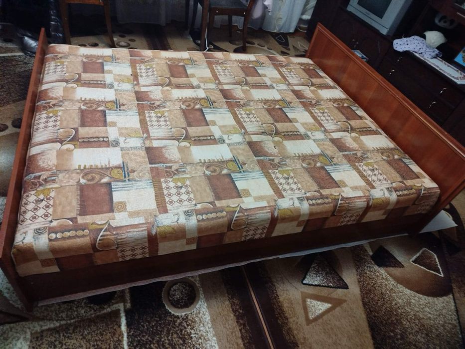 Продам ліжко б/у