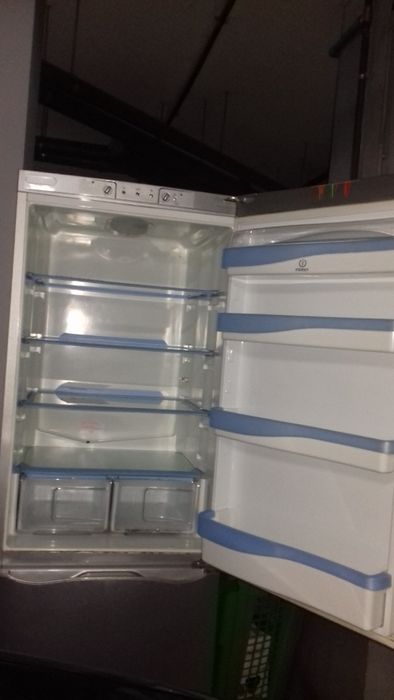 Frigorífico Indesit